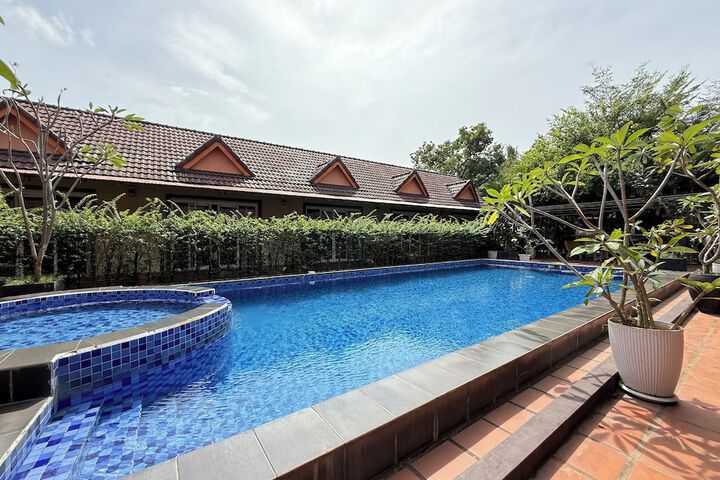 Pool 42 of 62