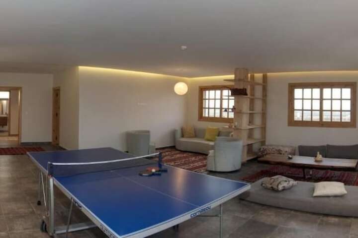 Room 73 of 107