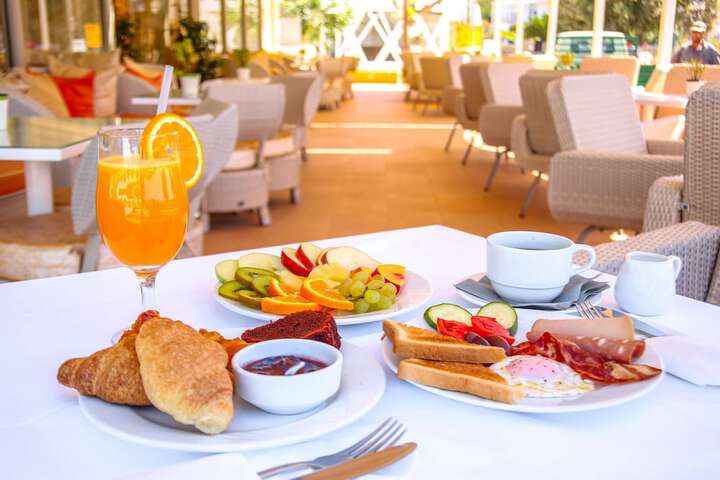 Breakfast area