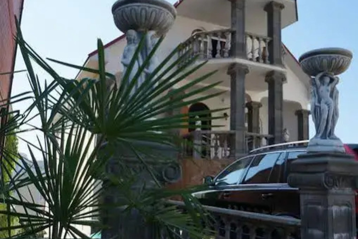 Bambuk Hotel