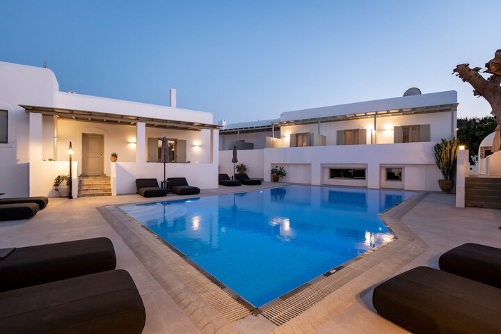 Pool 135 of 164