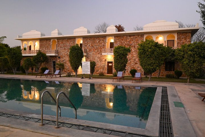 Pool 50 of 115