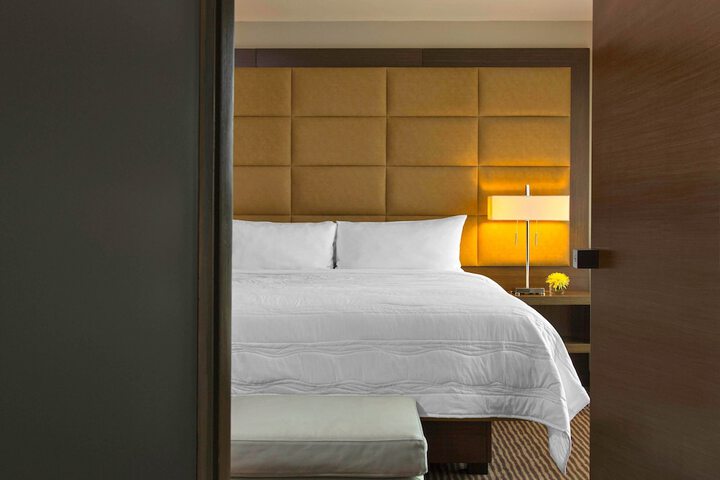 Room 10 of 73