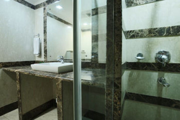 Room 7 of 21