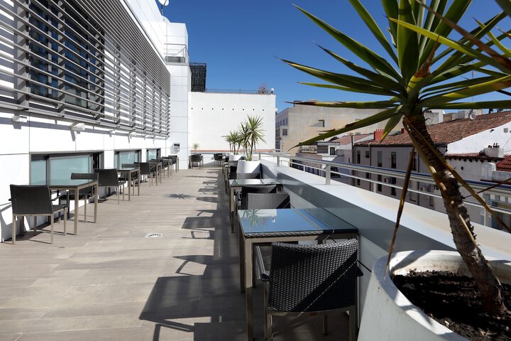 Terrace/Patio 26 of 28