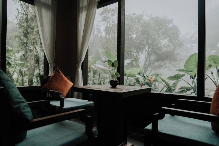Room 30 of 63