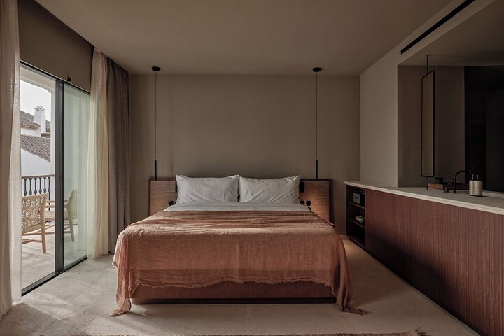Room 20 of 225