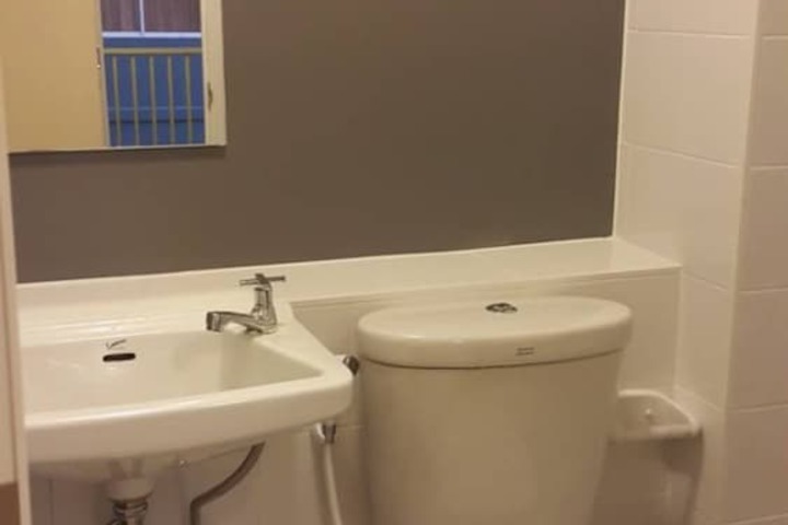 Room 10 of 11