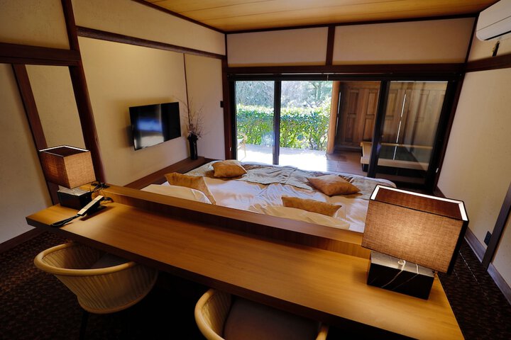 Room 17 of 75