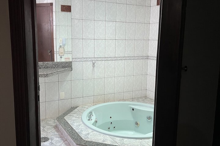 Room 65 of 118