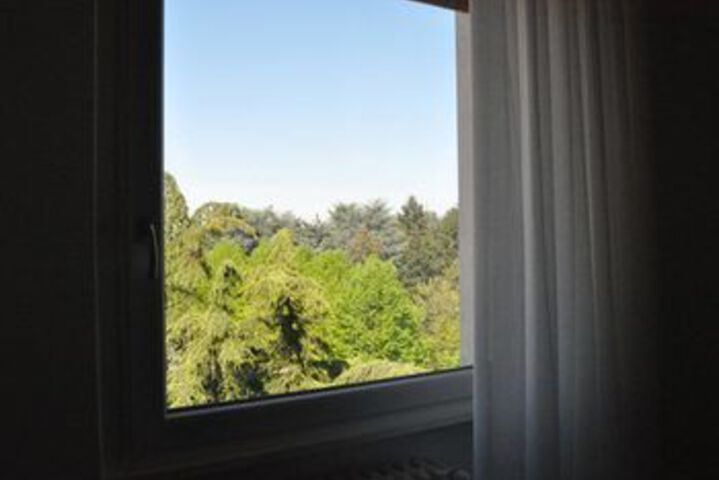 Room 17 of 18