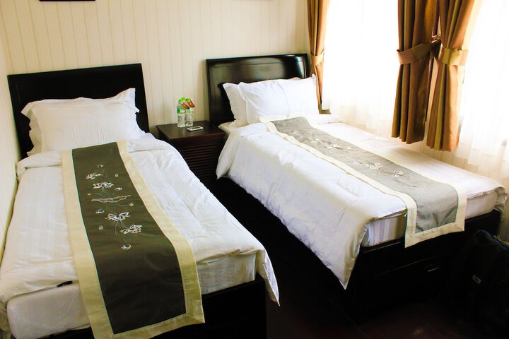 Room 5 of 54
