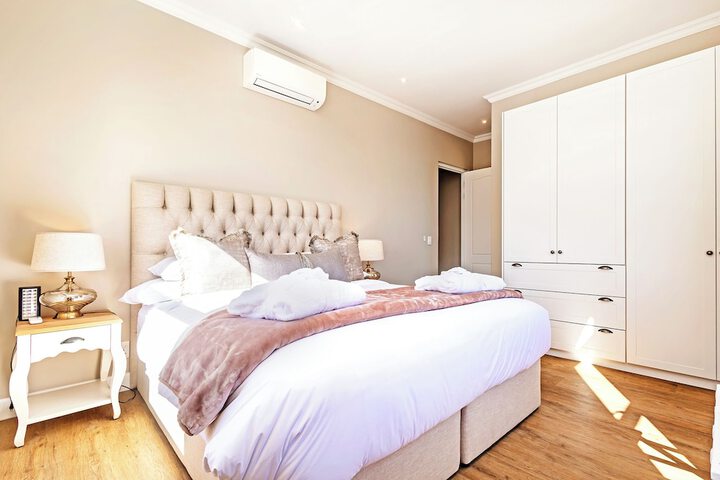 Room 47 of 220