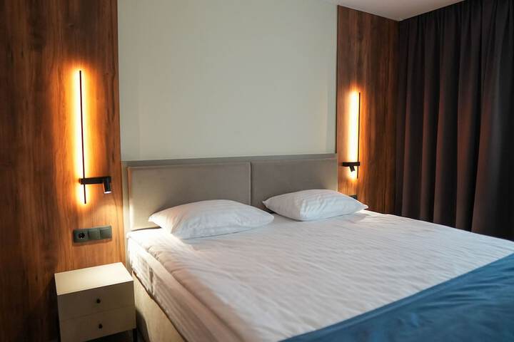 Room 48 of 67