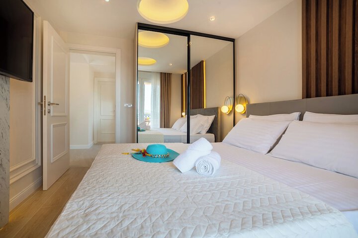 Room 14 of 70