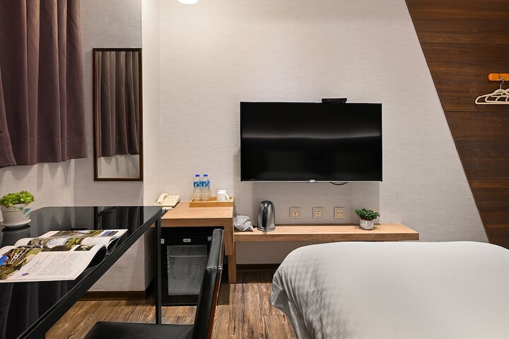 Room 22 of 86