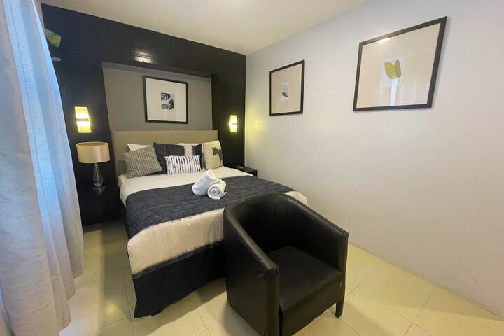 Room 14 of 38