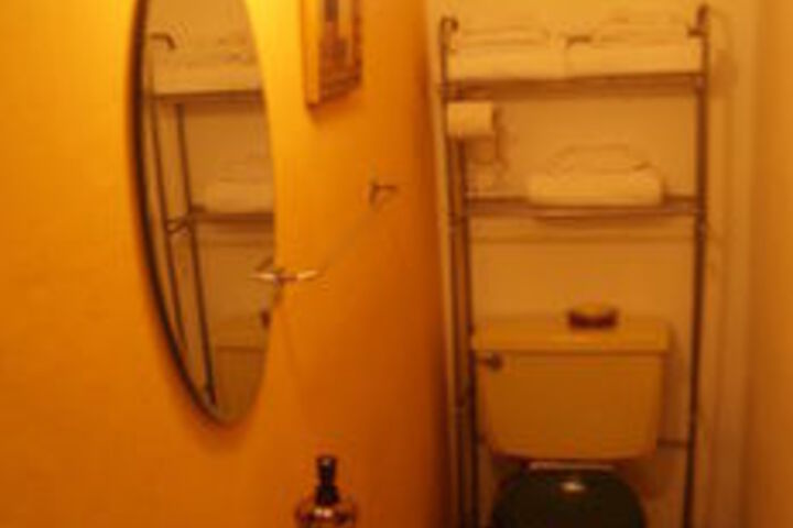 Room 5 of 33
