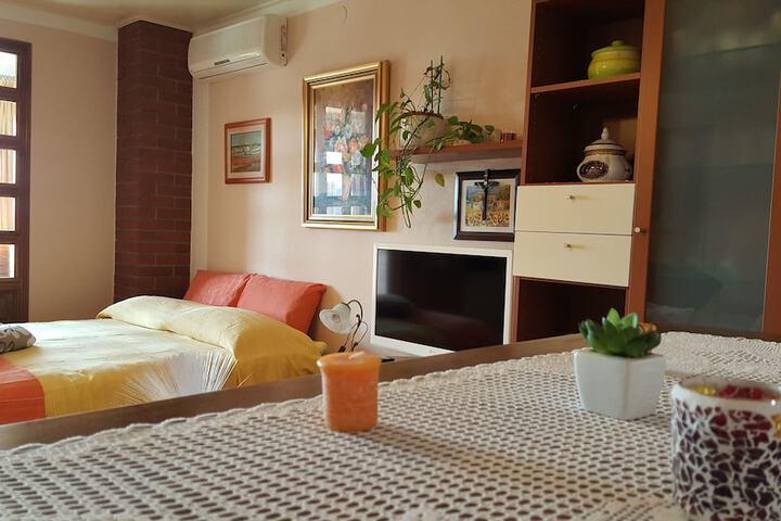 Room 7 of 34