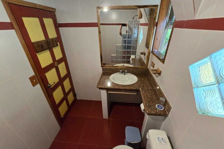 Room 65 of 104