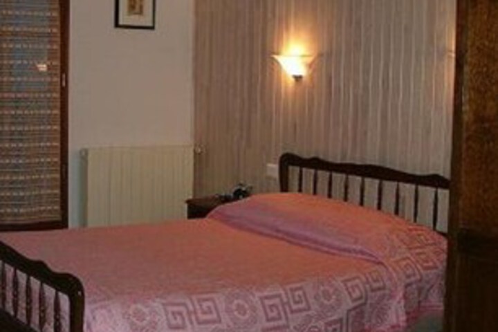 Room 12 of 21