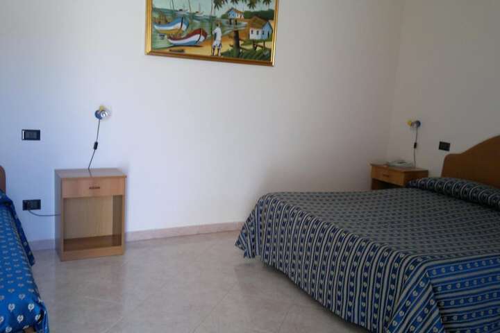 Room 19 of 47