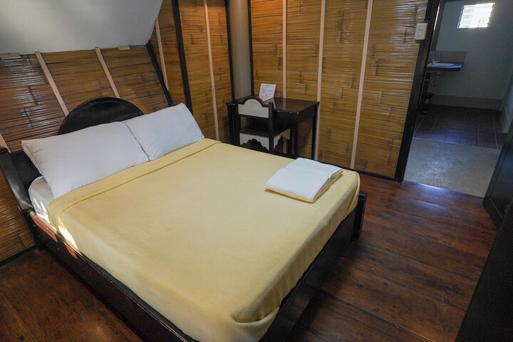 Room 14 of 72