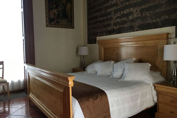 Room 9 of 87