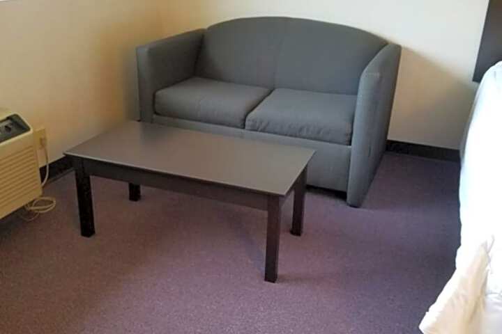 Photo 8
