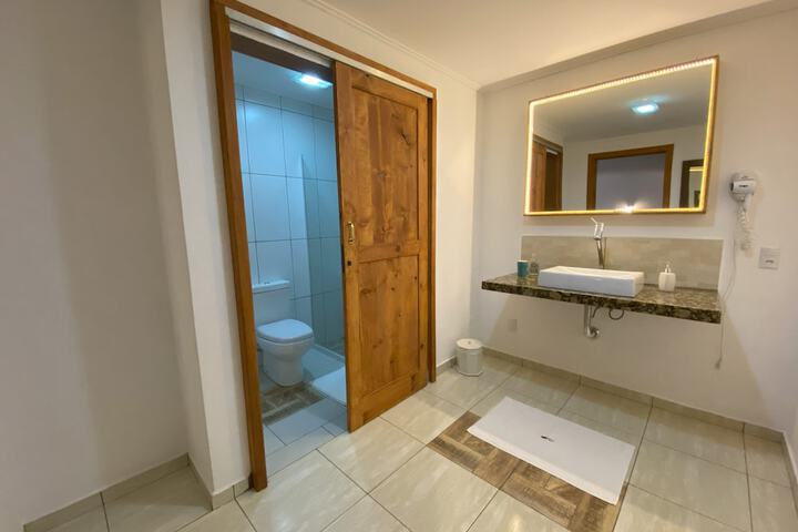 Room 42 of 138