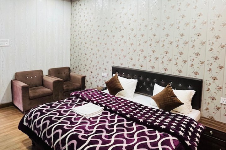 Room 5 of 28