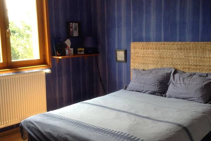 Room 4 of 47