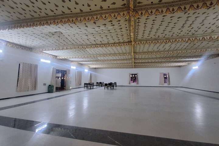 Ballroom/Hall 46 of 63