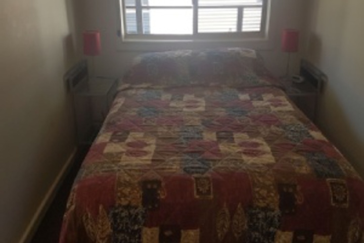 Room 381 of 792