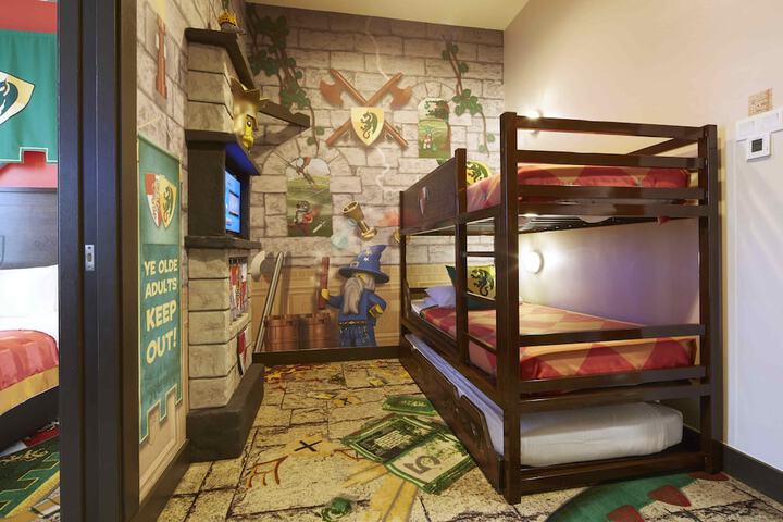 Room 17 of 58