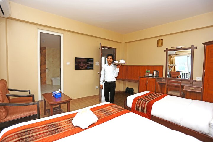 Room 40 of 76