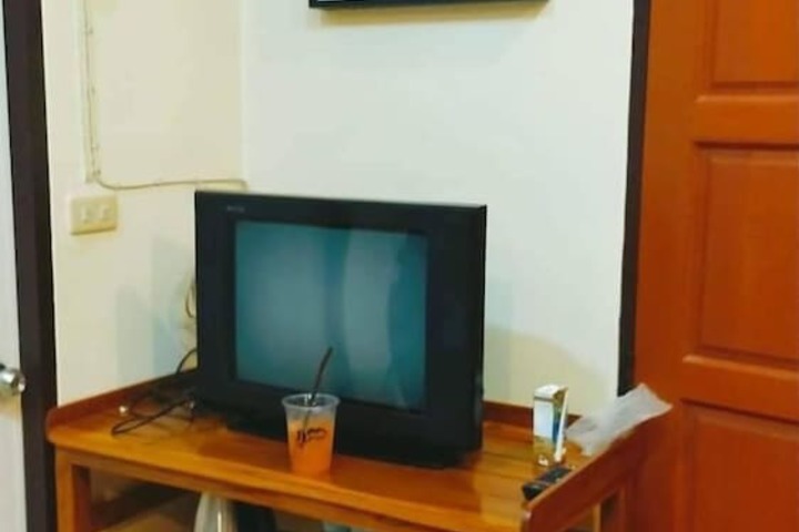 Room 16 of 26
