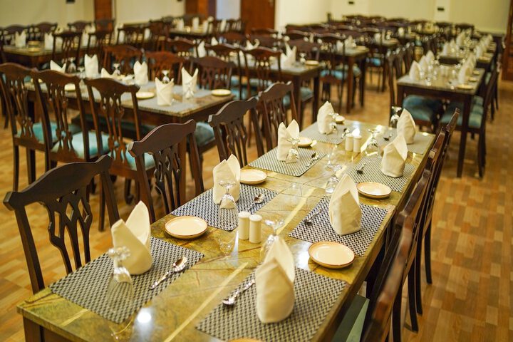 Dining 41 of 47