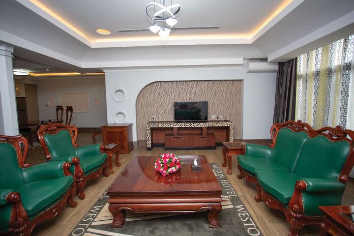 Room 22 of 50