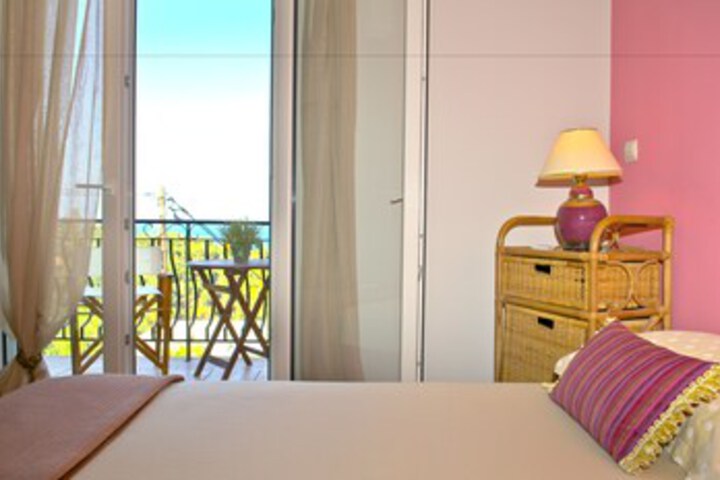Room 34 of 40