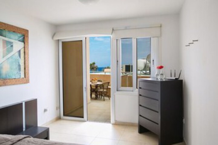 Room 7 of 26