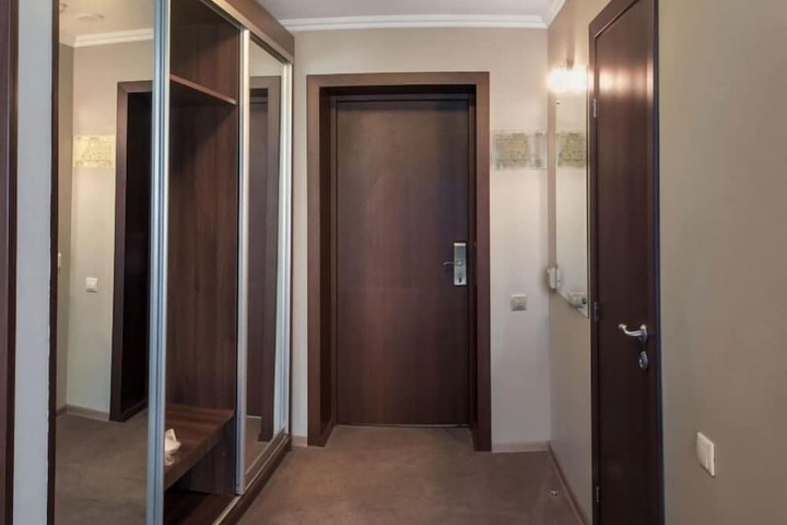 Room 25 of 66