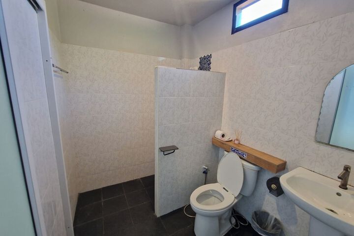 Room 71 of 123