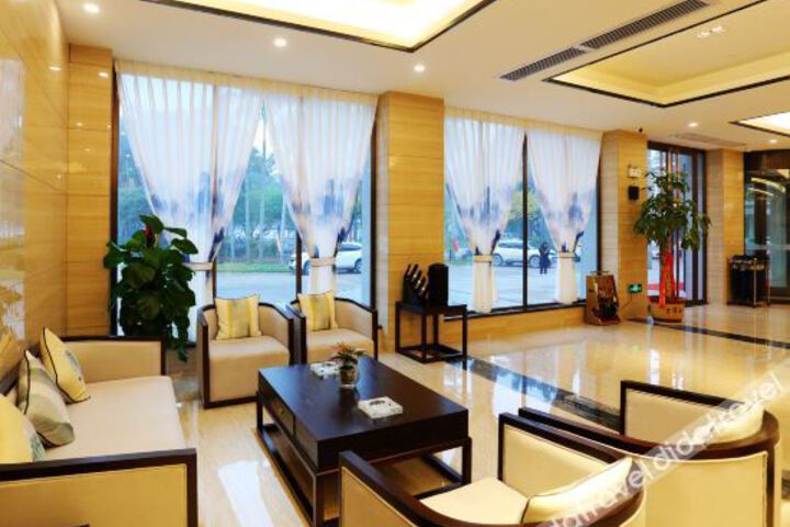Hotel Interior 10 of 35