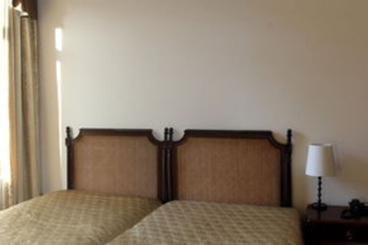Room 49 of 60