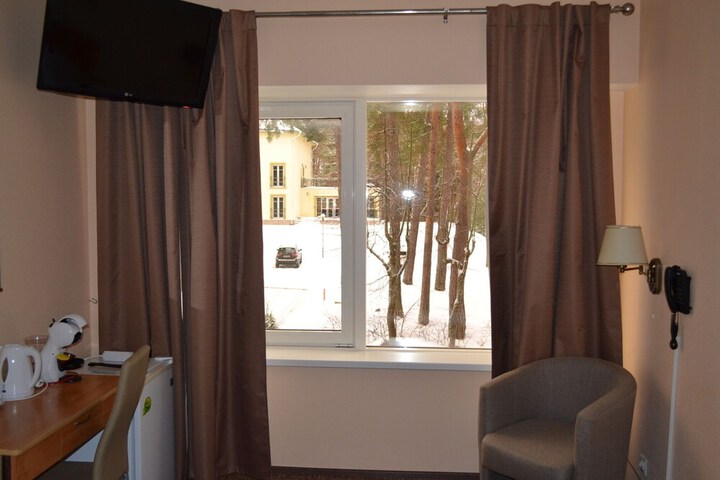 Room 28 of 71