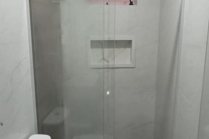 Room 13 of 19