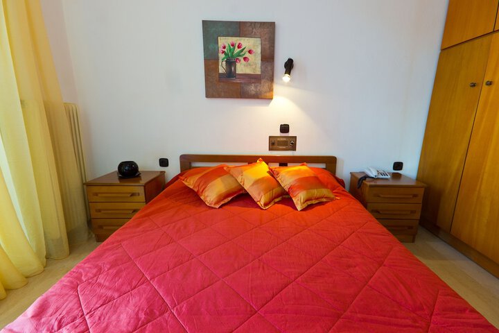 Room 8 of 51