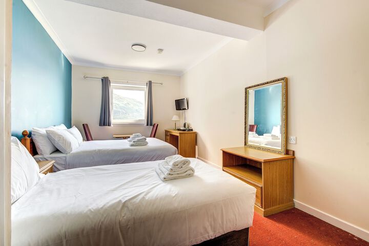 Room 26 of 159