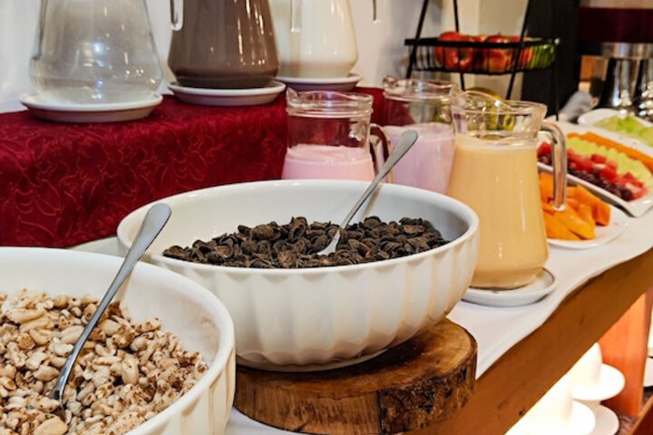 Breakfast/Coffee Service 22 of 23